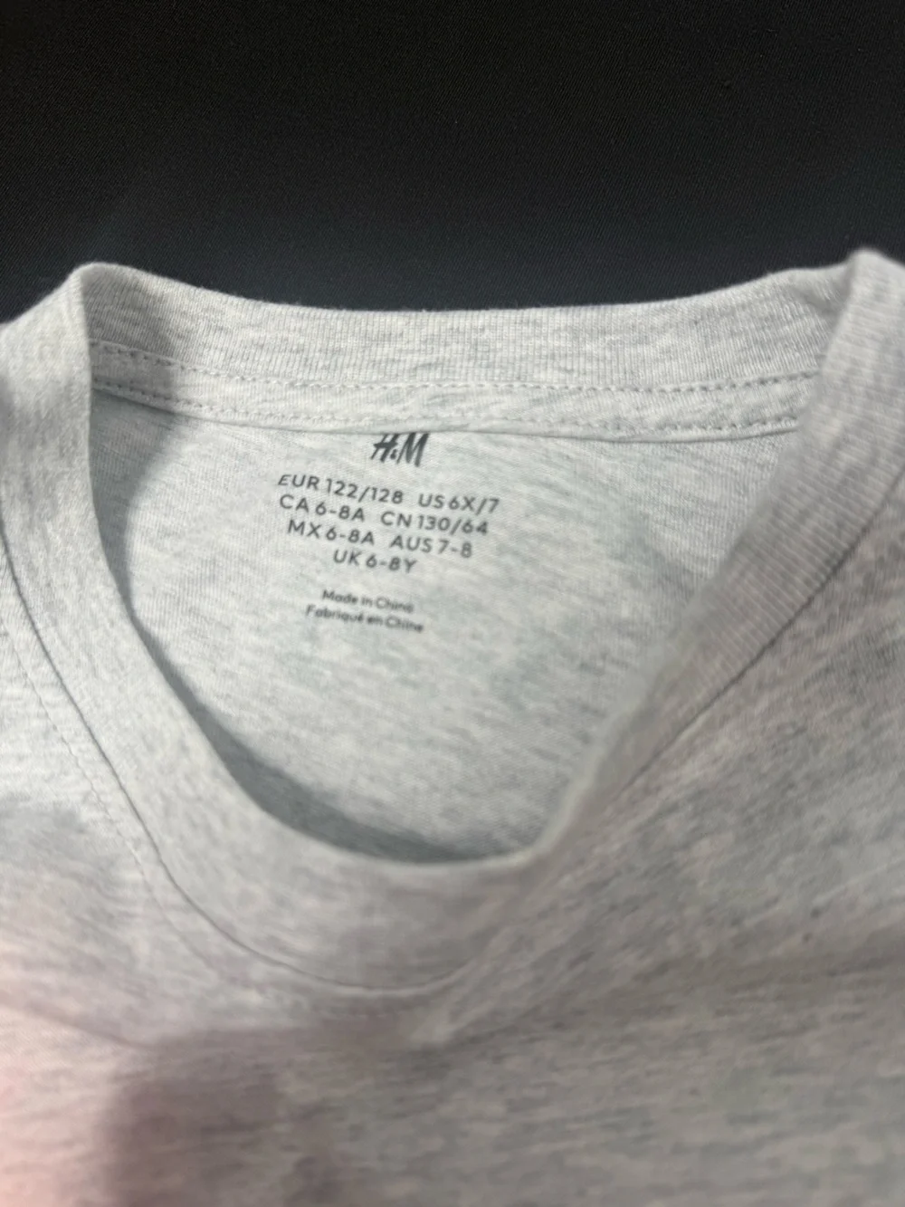 H&M Gray Tee & Striped Shorts Set with Blue Sequin interactive Tractor size 6/7